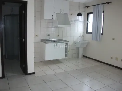 Apartamento com 1 Quarto para alugar, 30m² no Centro, Curitiba