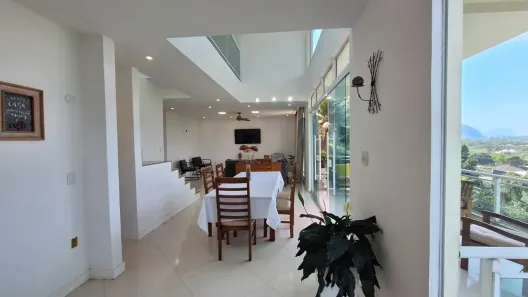 Casa de Condomínio com 4 Quartos à venda, 300m² no Vargem Grande, Rio de Janeiro