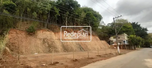 Lote/Terreno à venda, 360m² no São João Batista, Volta Redonda