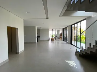 Casa de Condomínio com 4 Quartos para venda ou aluguel, 420m² no Jardim Botânico, Uberlândia