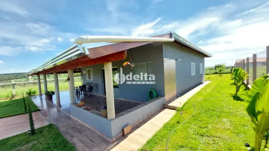 Fazenda/Sítio com 3 Quartos à venda, 229m² no , Prata