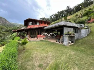 Casa de Condomínio com 3 Quartos à venda, 450m² no Samambaia, Petrópolis