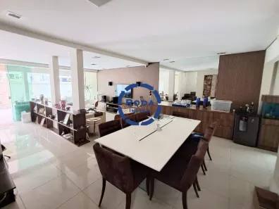 Sobrado com 3 Quartos à venda, 300m² no Gonzaga, Santos