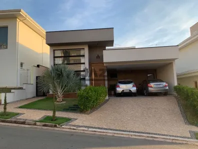 Casa com 3 Quartos para alugar, 180m² no Pinheiro, Valinhos