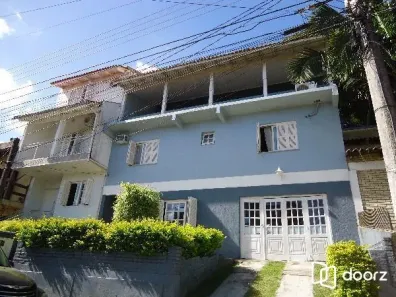 Casa de Condomínio com 3 Quartos à venda, 235m² no Espírito Santo, Porto Alegre