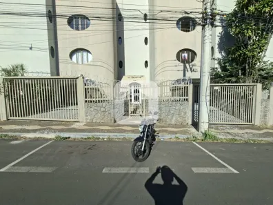 Apartamento com 2 Quartos para alugar, 85m² no Saraiva, Uberlândia