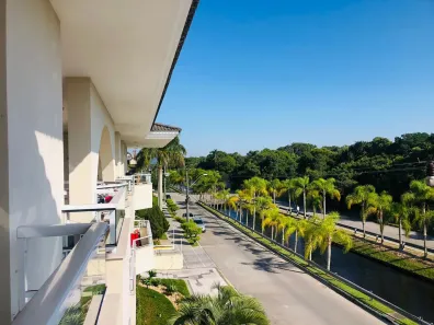 Apartamento com 4 Quartos para alugar, 150m² no Jurerê, Florianópolis