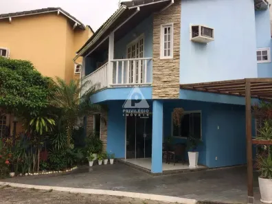 Sobrado com 3 Quartos à venda, 136m² no Recreio dos Bandeirantes, Rio de Janeiro