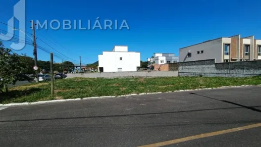Lote/Terreno à venda, 661m² no São João do Rio Vermelho, Florianópolis