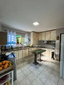 Sobrado com 3 Quartos à venda, 180m² no Jardim Torres São José, Jundiaí