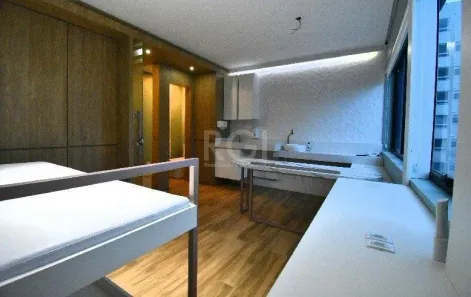 Sala Comercial à venda, 25m² no Menino Deus, Porto Alegre
