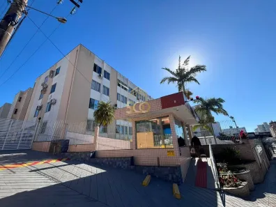 Apartamento com 3 Quartos à venda, 81m² no Capoeiras, Florianópolis