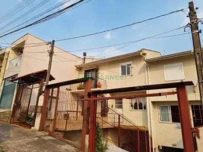 Sobrado com 2 Quartos à venda, 51m² no Charqueadas, Caxias do Sul