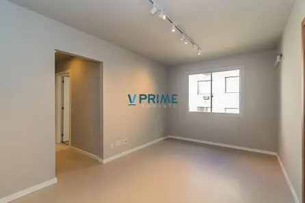 Apartamento com 2 Quartos à venda, 58m² no Vila Ipiranga, Porto Alegre