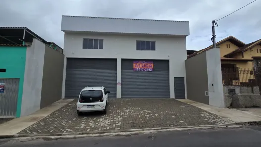 Galpão/Depósito/Armazém para alugar, 302m² no Lourdes, Juiz de Fora