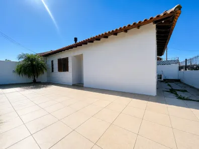 Casa com 2 Quartos à venda, 100m² no Olaria, Canoas