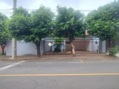Casa com 3 Quartos à venda, 230m² no Jardim Nazareth, São José do Rio Preto