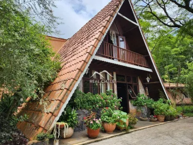 Casa de Condomínio com 3 Quartos à venda, 300m² no Retiro Do Chale, Brumadinho