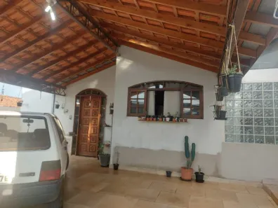 Casa com 2 Quartos à venda, 140m² no Jardim Continental, Taubaté
