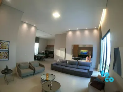 Casa de Condomínio com 3 Quartos à venda, 240m² no Jardim Sul, Uberlândia