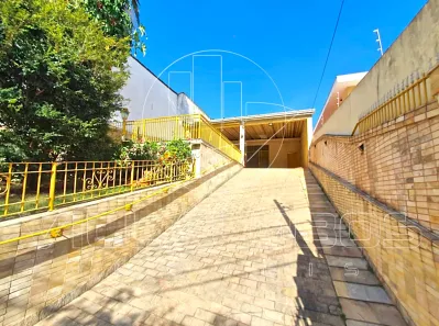 Casa com 3 Quartos à venda, 216m² no Jardim das Bandeiras, São Paulo