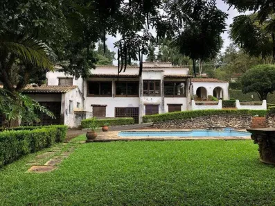 Casa com 4 Quartos à venda, 800m² no Chácaras do Refúgio-Granja Viana, Cotia