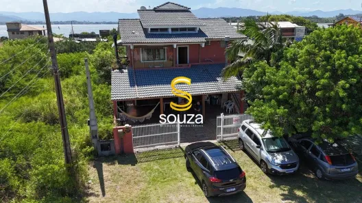 Casa com 5 Quartos à venda, 220m² no BARRA DE IBIRAQUERA, Imbituba