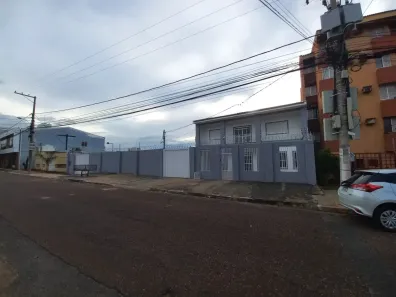 Sobrado com 8 Quartos para alugar, 450m² no Areão, Cuiabá