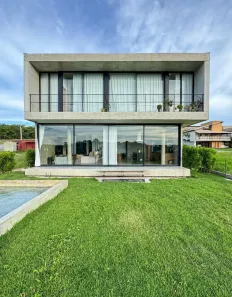 Casa com 4 Quartos à venda, 400m² no Interlagos, Vila Velha