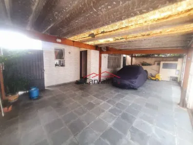 Casa com 5 Quartos à venda, 247m² no Vila Paiva, São Paulo