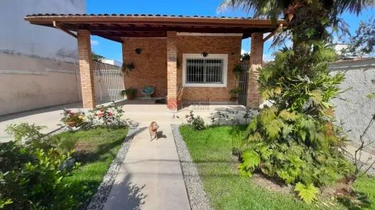 Casa com 3 Quartos à venda, 170m² no Centro, Ubatuba