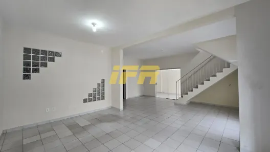 Prédio Comercial à venda, 394m² no Centro, Taubaté