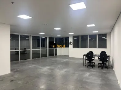 Sala Comercial à venda, 85m² no Vila Andrade, São Paulo