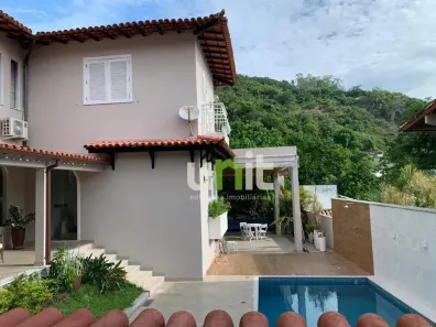 Casa de Condomínio com 4 Quartos à venda, 400m² no São Francisco, Niterói
