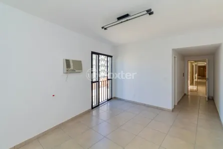 Sala Comercial à venda, 29m² no Floresta, Porto Alegre