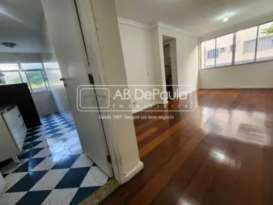 Apartamento com 2 Quartos à venda, 52m² no Jardim Sulacap, Rio de Janeiro