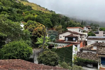 Casa com 5 Quartos à venda, 197m² no Charitas, Niterói