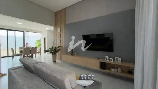 Casa com 3 Quartos à venda, 175m² no Novo Mundo, Uberlândia