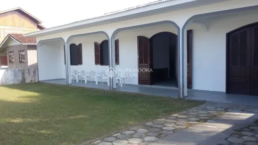 Casa com 3 Quartos à venda, 200m² no Praia do Sonho, Palhoça