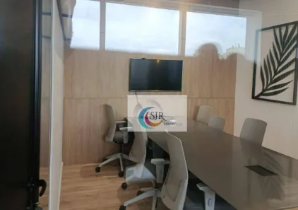 Sala Comercial para alugar, 102m² no Jardim das Acácias, São Paulo