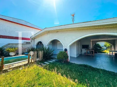 Casa com 4 Quartos à venda, 196m² no Rainha do Mar, Xangri-lá