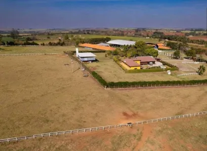 Fazenda/Sítio com 4 Quartos à venda, 250m² no , Quadra