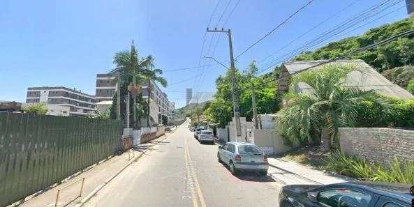 Lote/Terreno à venda, 644m² no Jurerê, Florianópolis