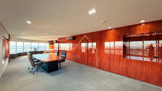 Sala Comercial para alugar, 325m² no Loteamento Israel, Americana