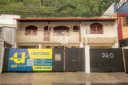 Casa com 5 Quartos para alugar, 357m² no Cascatinha, Juiz de Fora