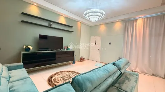 Casa com 3 Quartos à venda, 277m² no Chácara das Pedras, Porto Alegre
