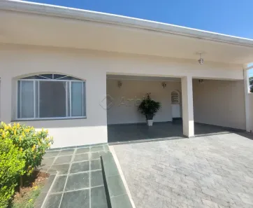 Casa com 5 Quartos à venda, 220m² no Parque Novo Mundo, Americana