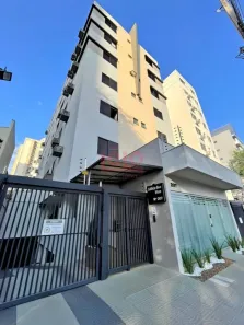 Apartamento com 2 Quartos para alugar, 60m² no Zona 07, Maringá