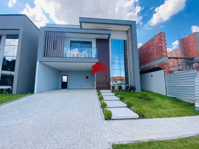 Sobrado com 3 Quartos à venda, 220m² no Aviação, São José dos Pinhais
