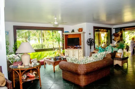 Casa de Condomínio com 6 Quartos para alugar, 340m² no Mangaratiba, Mangaratiba